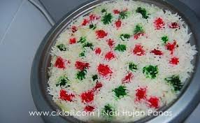 Assalamualaikum hai uolls, harini sistur share cara buat nasi hujan panas. Resepi Nasi Hujan Panas Ciklaili