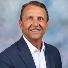 Hey Bennett friends, please join us in welcoming Erik Haeffs to our team.