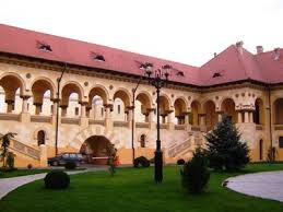 Unirea de la 1 decembrie 1918 reprezintă evenimentul principal al istoriei româniei şi, totodată, realizarea unui deziderat al locuitorilor graniţelor vechii dacii, unirea transilvaniei cu românia. 1 Decembrie Alba Iulia Transilvania Romania 2021 Oferte Si Vacante Directbooking Ro