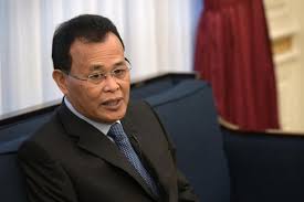 .unhas tahun 1986, sedangkan menteri besar negeri johor malaysia adalah alumni fakultas kedokteran unhas makassar pada tahun 1995. Bad Feng Shui Mahathir Lost Tiga Kosong In One Week Laptrinhx News