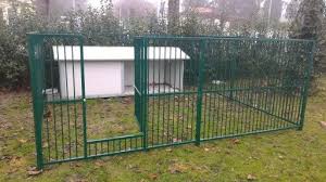Ferplast cuccia per cani da esterno dogvilla 70 pannello laterale apribile ferplast casetta per cani da esterno baita 100 in legno di alta qualità recinto per cani da interno in metallo. Campodarsego Dog Area Dog Kennel Pet Dogs