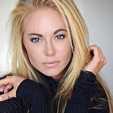 Danielle Chuchran (official)