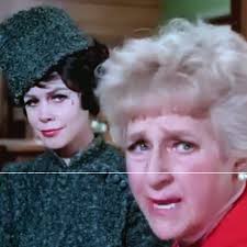 Larry Needs To Be Distracted 🕺 I Bewitched #LarryNeedsDistracting  #BewitchedMoments #TVComedy #LarryTate #ClassicTV #BewitchedLaughs  #FunnyTVScenes #DistractingLarry #BewitchedShow #WitchyHumor ...
