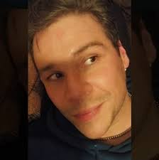 Signs he has another woman in his life, relationship red flags