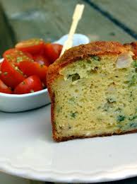 Pour Un Resultat Parfume Aerien Et Moelleux Une Recette Tres Simple Et Tres Facile Le Roquefort Donne Un Festiva Aliments Complets Alimentation Tarte Salee