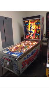 Muchos de los juegos arcade antiguos que triunfaron pertenecen al género de peleas o de acción. Pin De Bryan Howard En Pinball And Friends Videojuegos Arcade Arcade Juguetes Antiguos