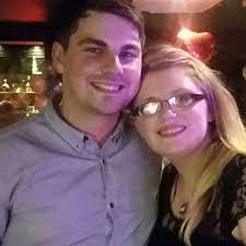 Lyndsey Simpson (@lyndseyesimpson)