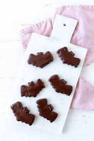 5 Ideen Fur Deine Halloween Party Ars Textura Diy Blog Susse Backerei Halloween Essen Trinken Lebensmittel Essen