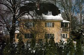 Finden sie ihr passendes haus zum thema: Haus Zum Verkauf Autharistrasse 35 81545 Munchen Harlaching Mapio Net