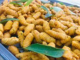 'kuih siput' is a snack shaped like snails and is mildly spiced, crunchy and appetizing. Cara Mudah Buat Kuih Siput Sedap Dan Rangup Sukatan Cawan Blog Cik Matahariku
