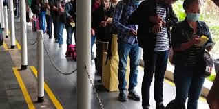 Agihan bantuan pendidikan lembaga zakat selangor untuk asnaf fakir dan miskin daerah petaling dan puchong telah diadakan di masjid subang jaya pada 8. Kjri Bantah Ribuan Tki Tertahan Di Johor Karena Lockdown Di Malaysia Halaman All Kompas Com