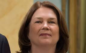 Health minister Jane Philpott opens door to new accord with provinces