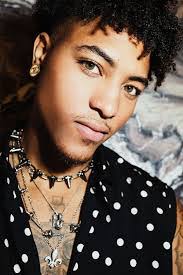 Kelly Oubre's Instagram, Twitter & Facebook