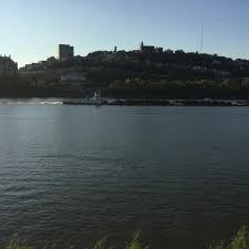 tugboat barge on ohio river picture of chart house