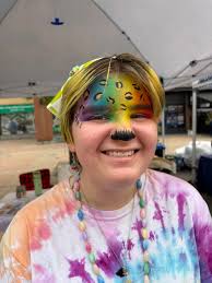 Hi all! I just wanted to introduce myself and share a photo I took. Happy  Fall Y'all. I'm just learning this last year. Looking forward to trying new  ideas.