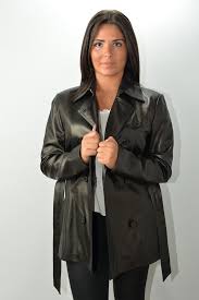 De la misma forma que nuestra página web está dividida en categorías, este pequeño portal de tentaciones douglas se divide en 4 secciones: Veste 3 4 Cuir Mac Douglas Basy Noir Murphy Cuir