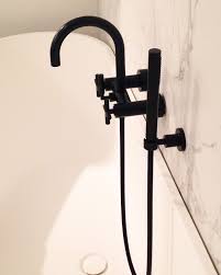 Dornbracht Tara Black Edition Showroom Janine Dongen Badezimmer Schwarz Und Modern