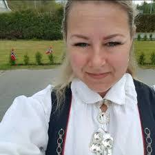 Erika Kitano's Instagram, Twitter & Facebook