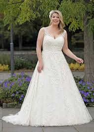 Das körpernahe oberteil kann üppige rundungen ebenso. Brautkleid In Champagner Brautkleidparty