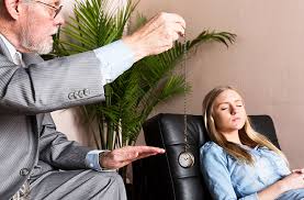 You should start by hypnotizing a friend, who is very close to you, trusts you completely and with whom you share an excellent level of comfort. 6 Surprising Health Benefits Of Hypnosis Penn Medicine