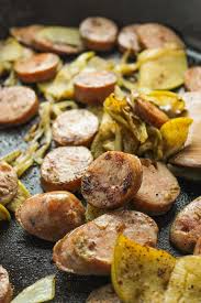 Packed with morsels of apple, try aidells sausage minis to make a tasty snack! Chicken And Apple Sausage Breakfast Melts The Fitchen