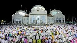 Sholat tarawih adalah amalan yang dikerjakan selama bulan ramadhan. Daftar Bacaan Surat Al Quran Yang Dianjurkan Dibaca Saat Salat Tarawih Di Bulan Ramadhan Tribun Kaltim