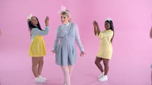 4.7 out of 5 stars 42. Meghan Trainor All About That Bass 2014