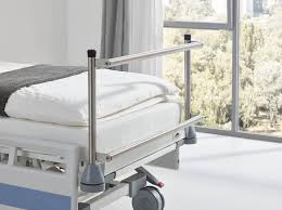 Sie fühlen sich in seiner gegenwart wohl, er macht ihnen komplimente und gibt ihnen auch durch blicke und gesten das gefühl, begehrenswert zu sein? Zubehor Fur Ihr Krankenhausbett Stiegelmeyer