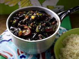 Feijoadinha Schwarze Bohnen Mit Cabanossi Rezept Lecker Schwarze Bohnen Rezept Schwarze Bohnen Rezepte