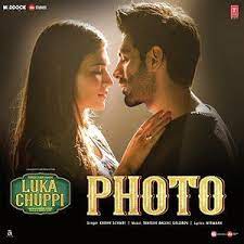 Pagalworld is providing free mp3 songs download for angrezi medium which songs released in 2020. Photo Luka Chuppi Mp3 Song Download Pagalworld Com