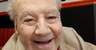 Jere Young's Instagram, Twitter & Facebook