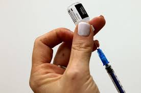 Para as pessoas vacinadas com a vacina janssen, que receberam apenas uma dose, a. Rj Recomenda Terceira Dose Da Vacina Contra Covid 19 Para Idosos