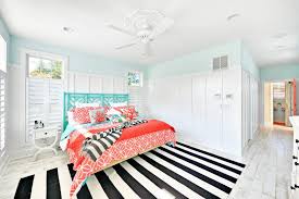 See more ideas about coral color decor, decor, coastal decor. 9 Coral Color Decorating Ideas For Your Inspiration