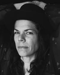 Quand @lepetitrusse te tire le portrait un jeudi après-midi.