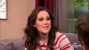 Erin Krakow Multimidia Info