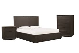 Modern miami furniture store has a giant selection of bedroom furniture such as modern beds, platform beds, bedroom sets, contemporary beds, traditional beds, night stands, dressers, chest etc. Queen Modern Bedroom Sets Complete Bedroom Furniture Living Spaces