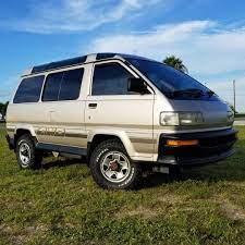 the liteace needed some new tires so i went ahead and got it the good ones generalgrabbers liteace gxl toyotavan toyota4x4 4 toyota van van toyota hiace