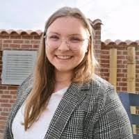 Jessica Backes's Instagram, Twitter & Facebook