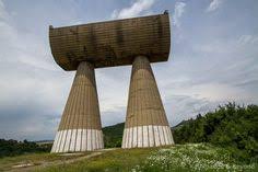 He taught architecture at the university of belgrade faculty of architecture, where he also served as dean. 9 Bogdan Bogdanovic Ideas Monument Brutalist Architecture Brutalist