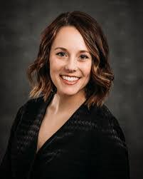 Leslie Pemberton's Instagram, Twitter & Facebook