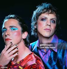 1,234 Robin Todd Photos & High Res Pictures