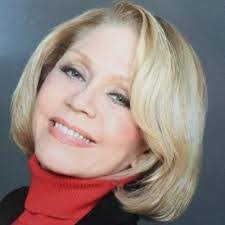 Bonnie Norris's Instagram, Twitter & Facebook