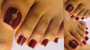 Piel enrojecida y con comezón, ardor o quemazón, ampollas que supuran o que se les forma un grano. Pedicure Facil Y Bonito Color Vino Regalo Sorpresa Easy And Cute Toe Nail Art Design Youtube
