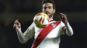 River anunció este jueves que leonardo ponzio sufre una miocarditis como secuela por haber leonardo ponzio ha sido diagnosticado con miocarditis por el contagio de covid y deberá guardar. Por Que No Juega Ponzio Ante Racing Goal Com