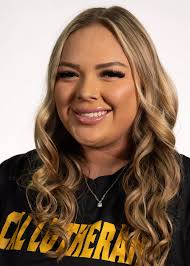 Olivia Vargas's Instagram, Twitter & Facebook