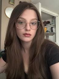 Please say someone else sees it…