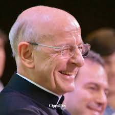 ES: “Pongamos nuestra confianza en el amor de Dios por cada uno: Él sabe  más y no abandona a nadie”. -Don Fernando Ocáriz El día de hoy celebramos  el cumpleaños de Don