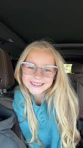 Lottie and Her Sister Baylee