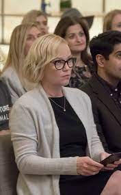 The flying dutchman episode 13: Law Order Svu Season 21 Episode 15 Review Swimming With The Sharks Tv Fanatic