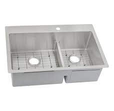 Has a chrome moen gooseneck faucet with double temperature control handles and a sprayer. Elkay Ectsrao33229bg1 Crosstown 33 X 22 Double Build Com